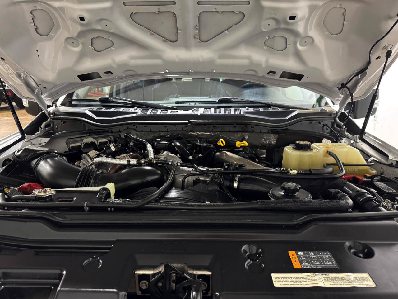 Used 2019 Ford F350 XLT w/ XLT Premium Package AWD/4WD image 57