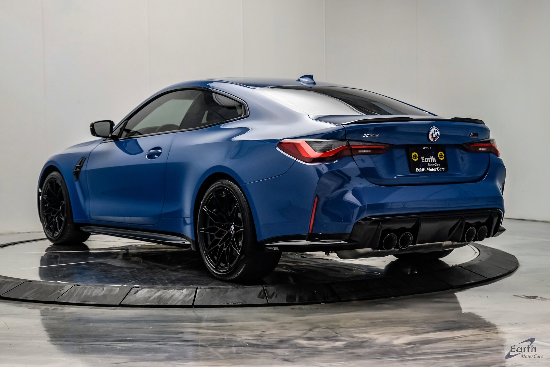 Used 2023 BMW M4 xDrive Competition AWD/4WD image 11