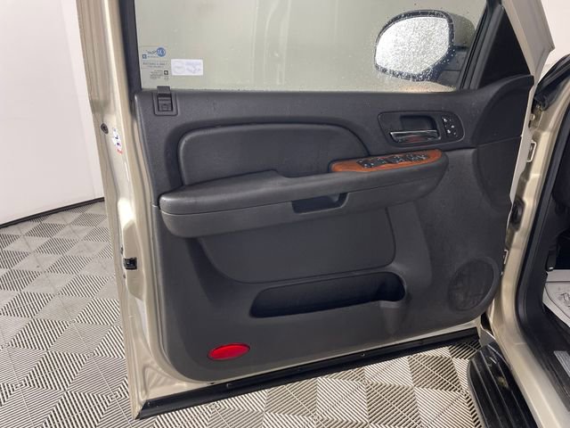 Used 2008 GMC Yukon XL SLT image 17