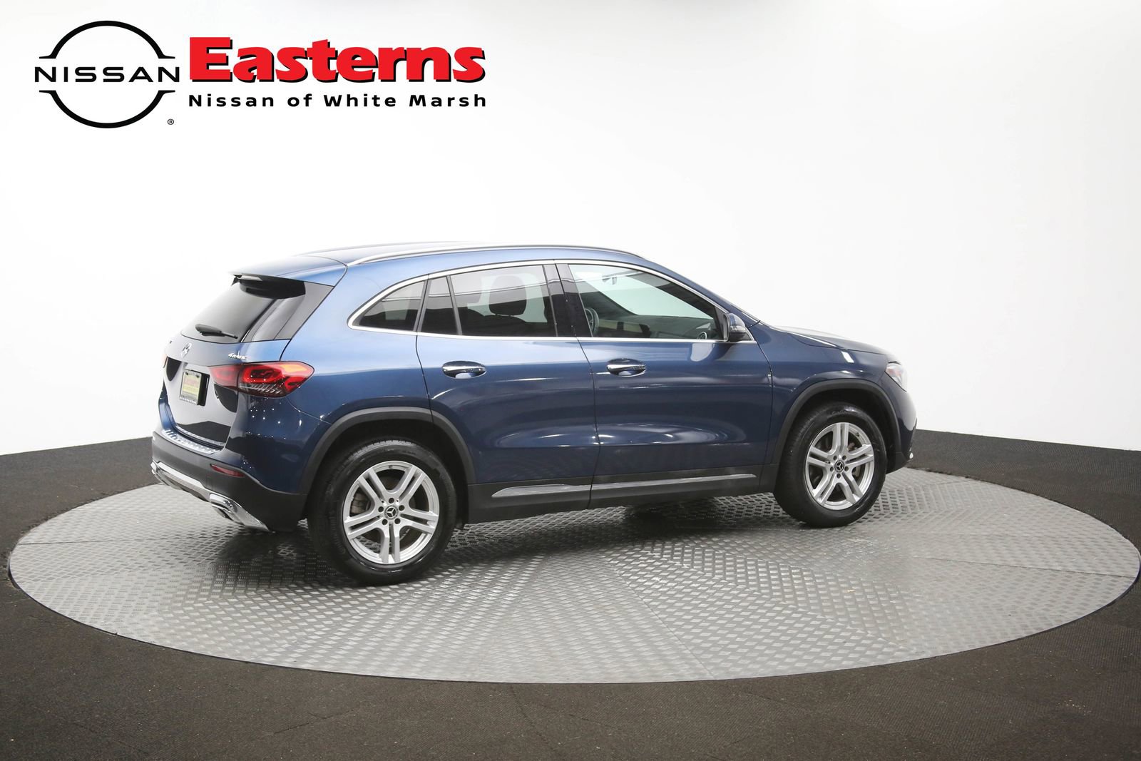 Used 2023 Mercedes-Benz GLA 250 4MATIC w/ Premium Package image 42