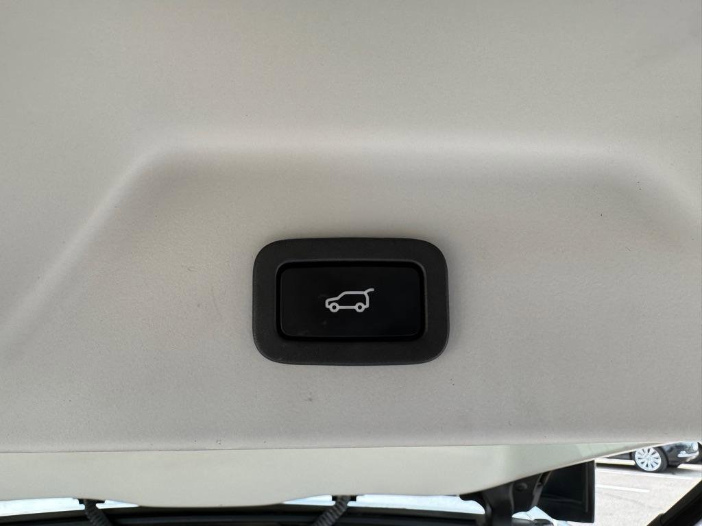 Used 2018 Land Rover Range Rover HSE AWD/4WD image 34