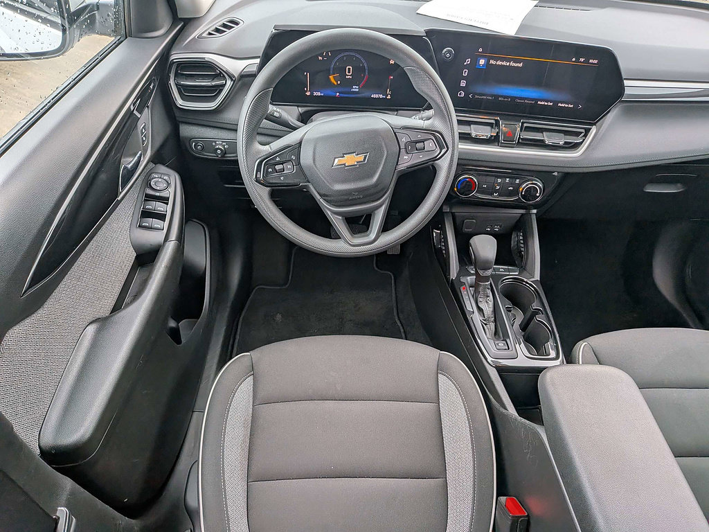 Used 2025 Chevrolet TrailBlazer LT FWD image 15