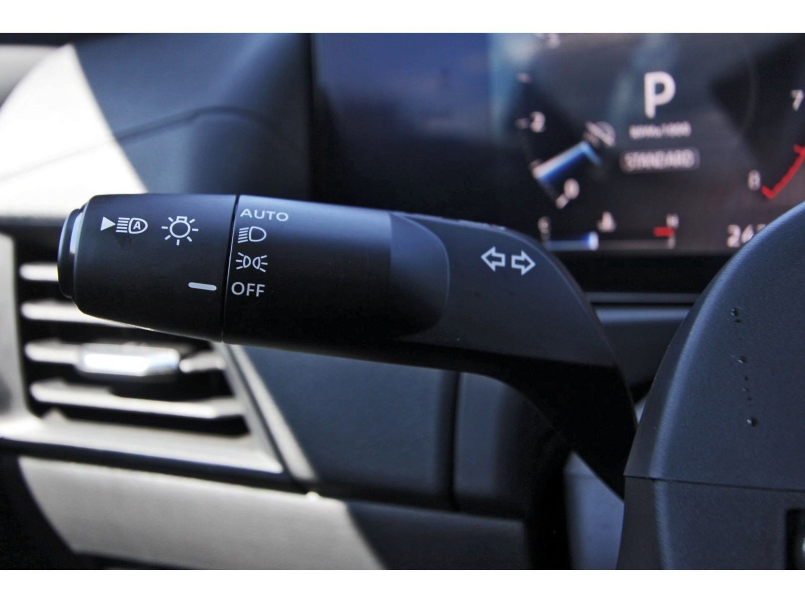 Certified 2026 Nissan Sentra SV w/ SV Convenience Package FWD image 35