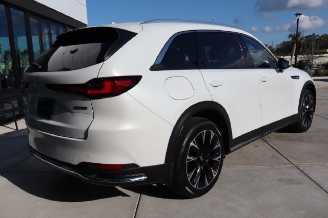 New 2026 MAZDA CX-90 Plug-In Hybrid w/ Premium Plus AWD/4WD image 3