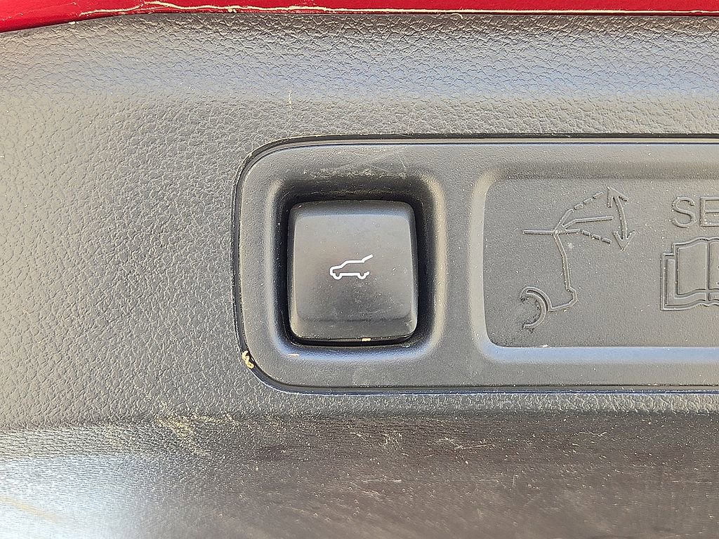 Used 2022 Ford Expedition XLT image 15