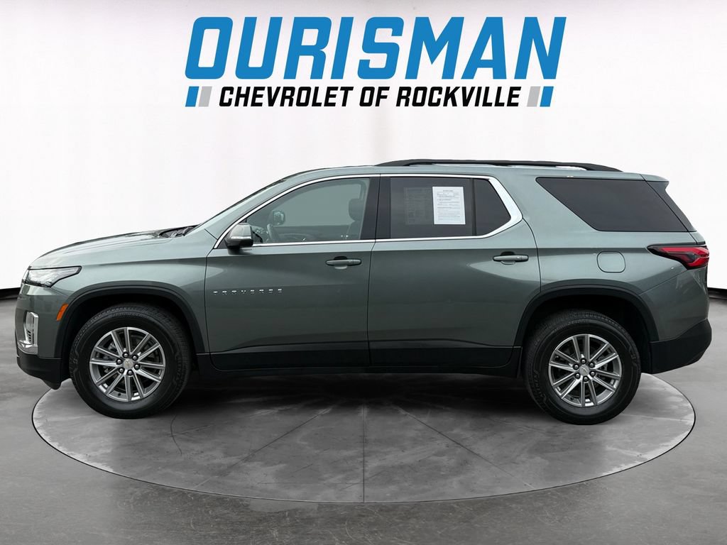 Used 2023 Chevrolet Traverse LT AWD/4WD image 3