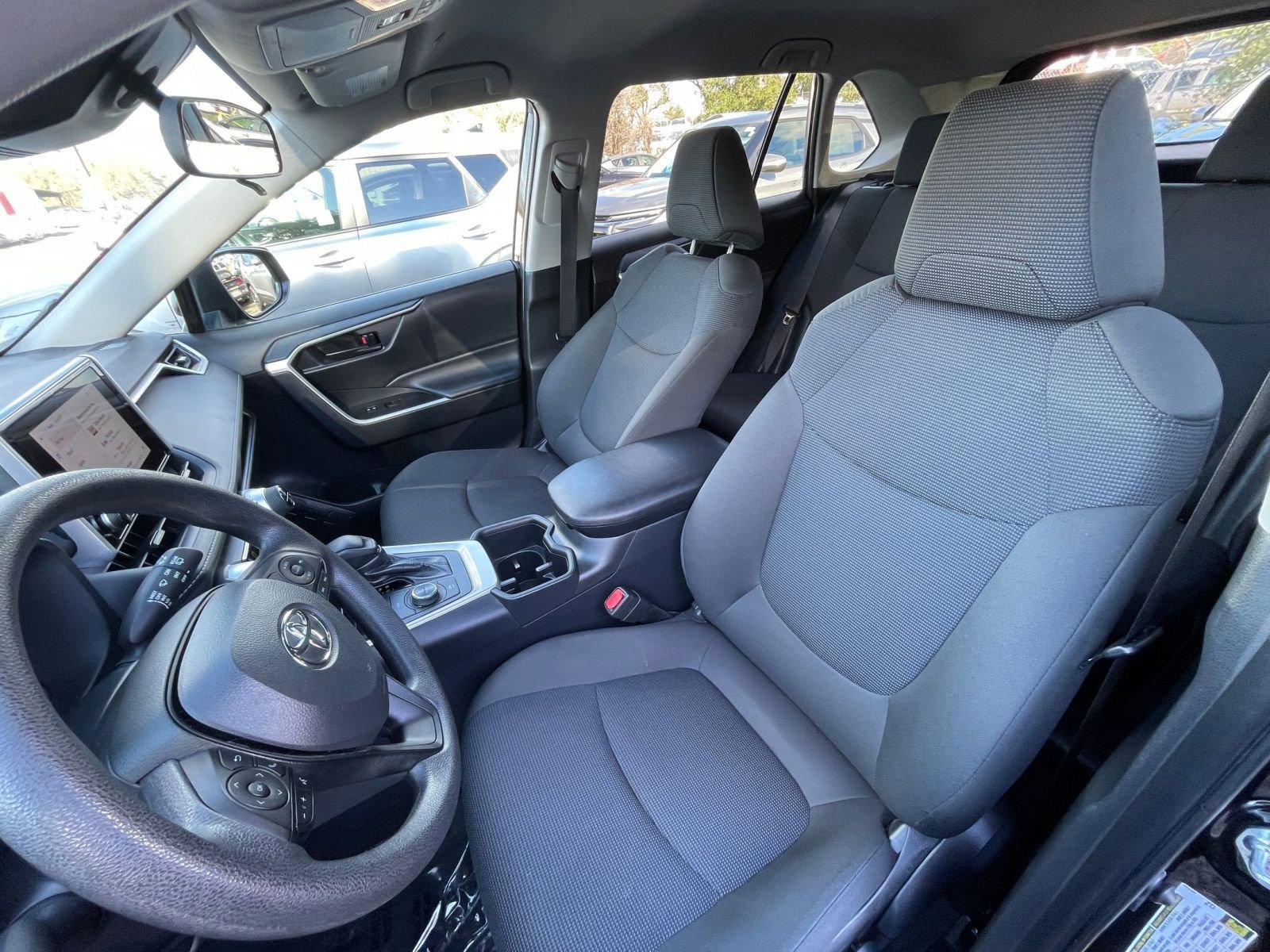 Used 2025 Toyota RAV4 LE image 35