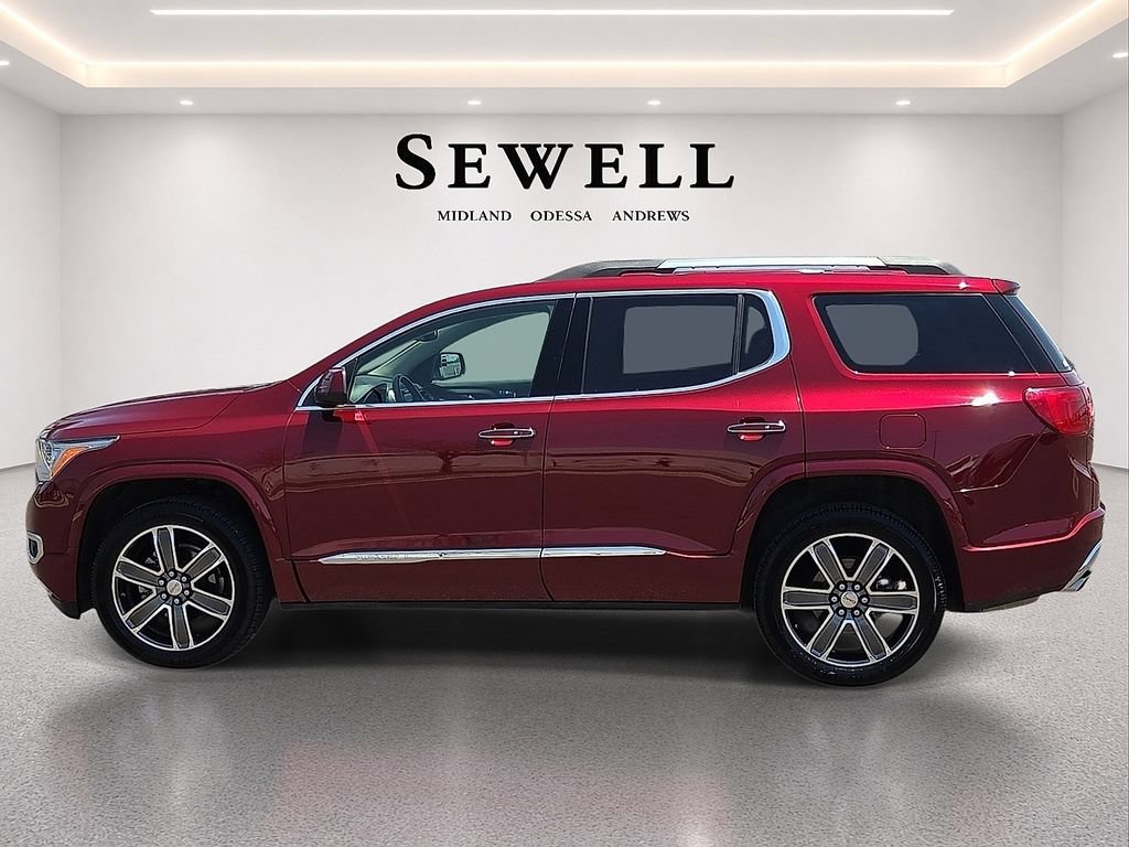 Used 2018 GMC Acadia Denali w/ Technology Package FWD image 2