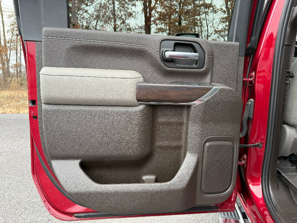 Used 2020 GMC Sierra 2500 SLT w/ SLT Convenience Package image 28