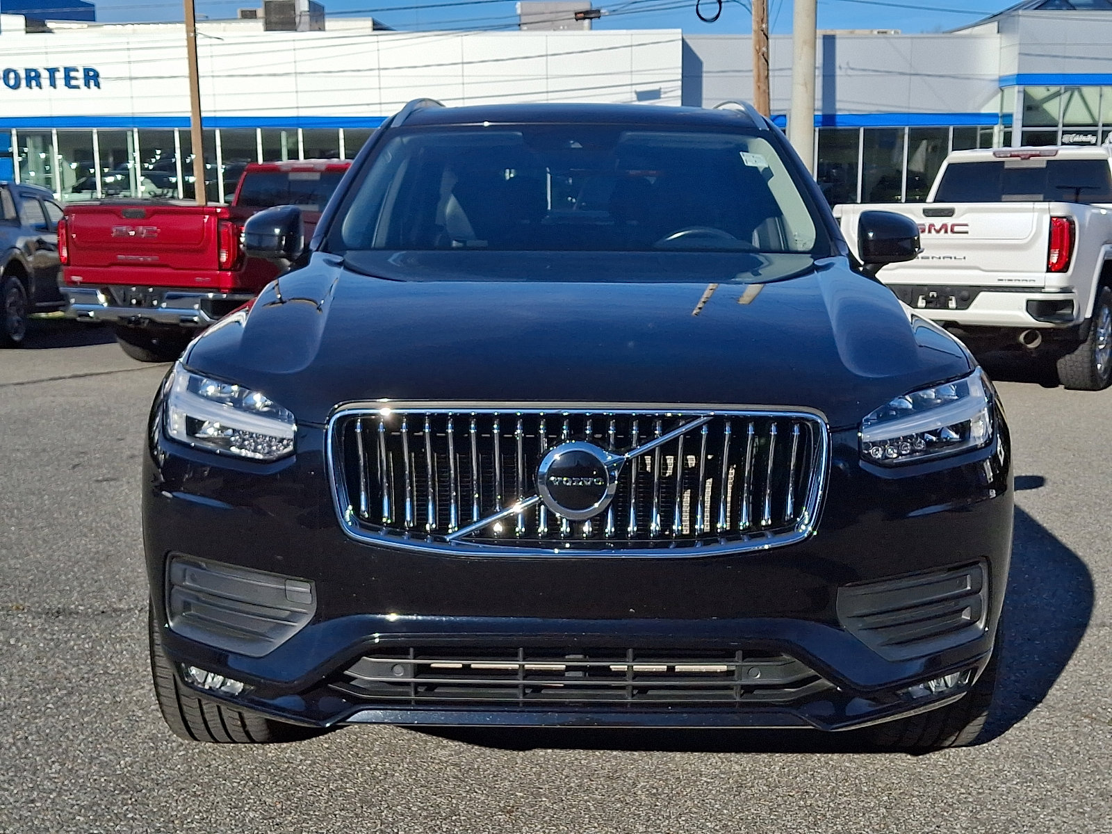 Used 2020 Volvo XC90 T6 Momentum w/ Protection Package Premier image 2