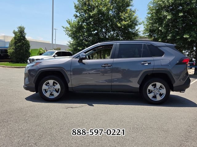 Used 2025 Toyota RAV4 XLE FWD image 2