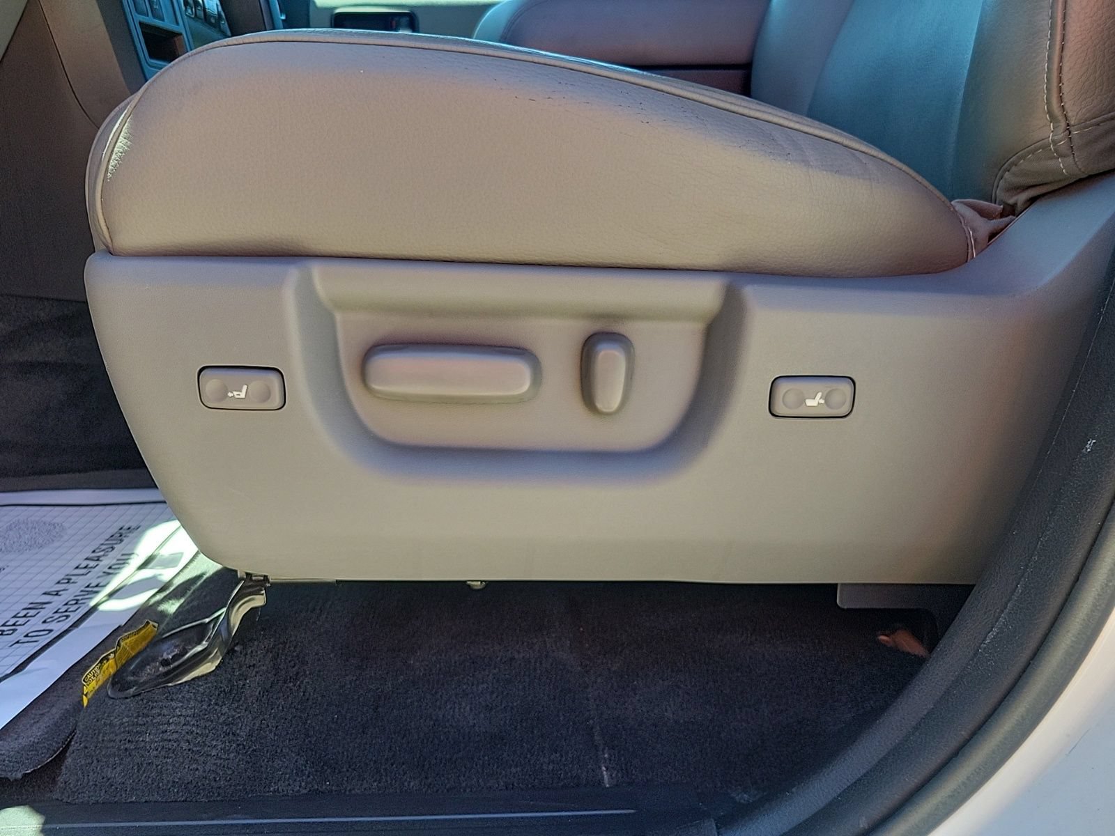 Used 2018 Toyota Sequoia Limited w/ Safety & Convenience Package AWD/4WD image 20