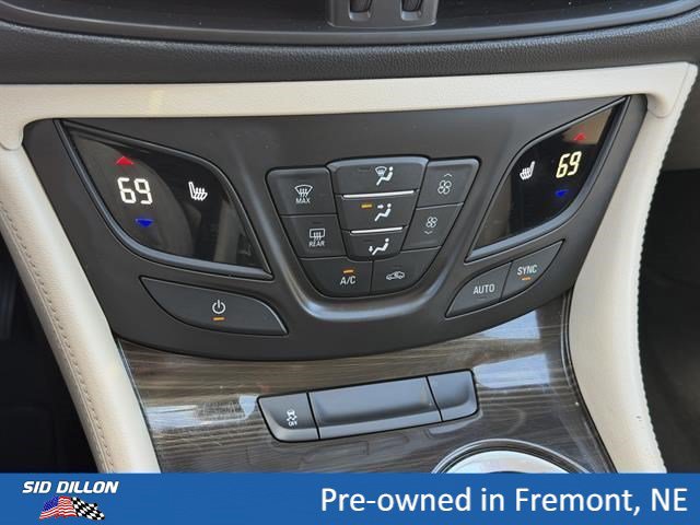 Used 2019 Buick Envision Premium AWD/4WD image 11