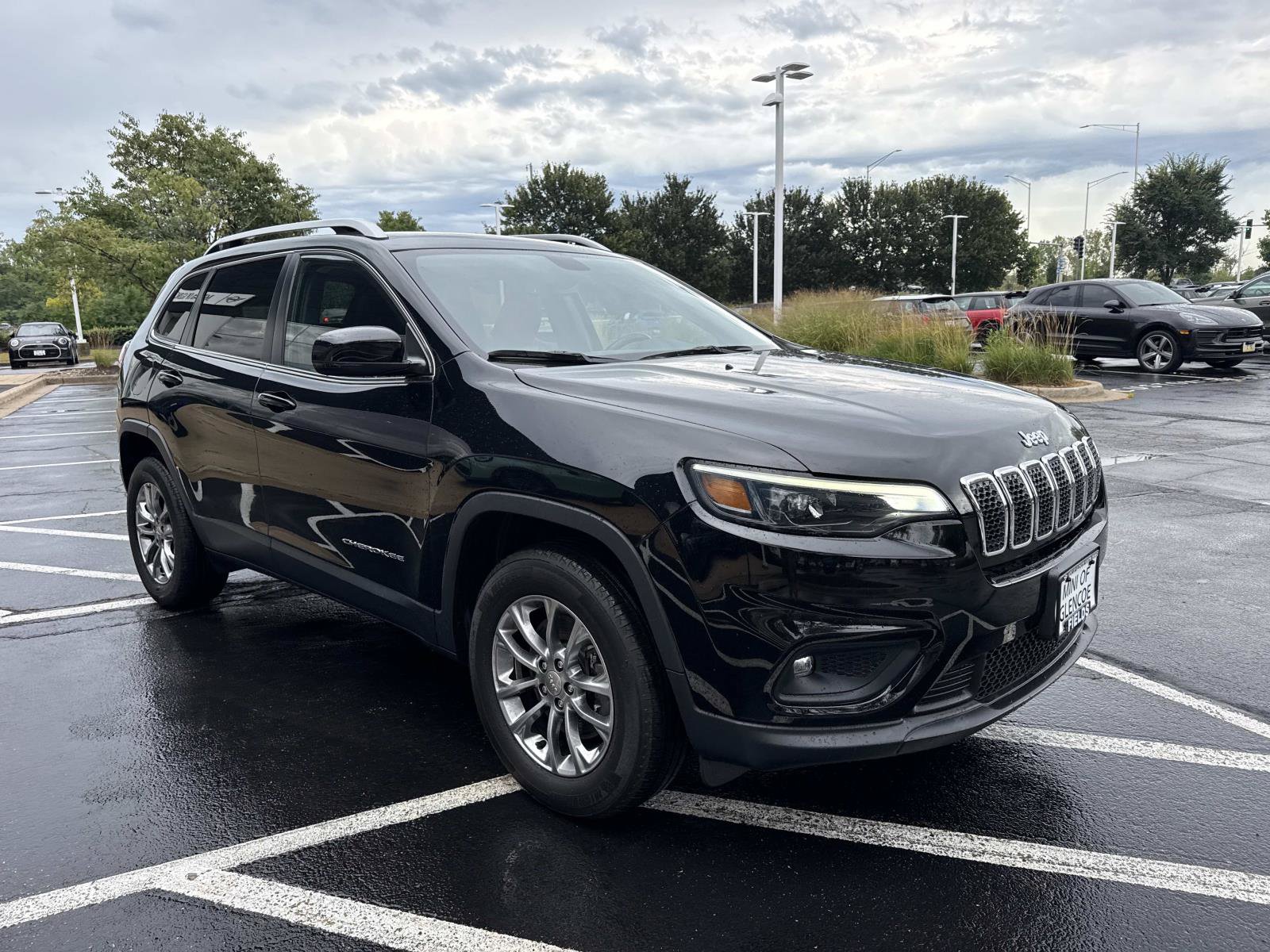Used 2020 Jeep Cherokee Latitude Plus w/ Comfort/Convenience Group AWD/4WD image 4