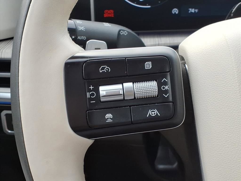 Used 2024 Hyundai Santa Fe Calligraphy FWD image 13