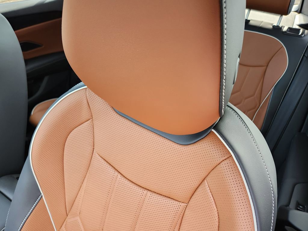 New 2026 Volkswagen Tiguan SEL R-Line image 5