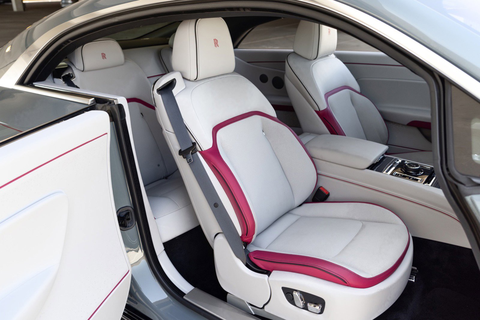 Used 2024 Rolls-Royce Spectre w/ Spectre Launch Package AWD/4WD image 44