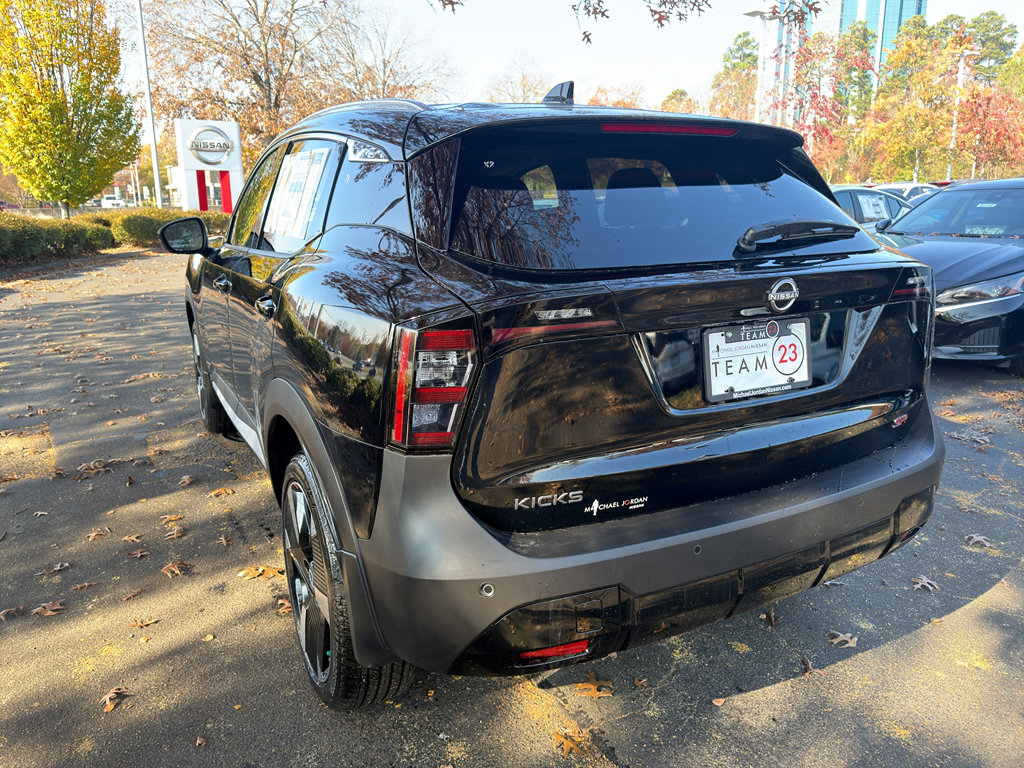 New 2026 Nissan Kicks SR w/ SR Premium Package image 5