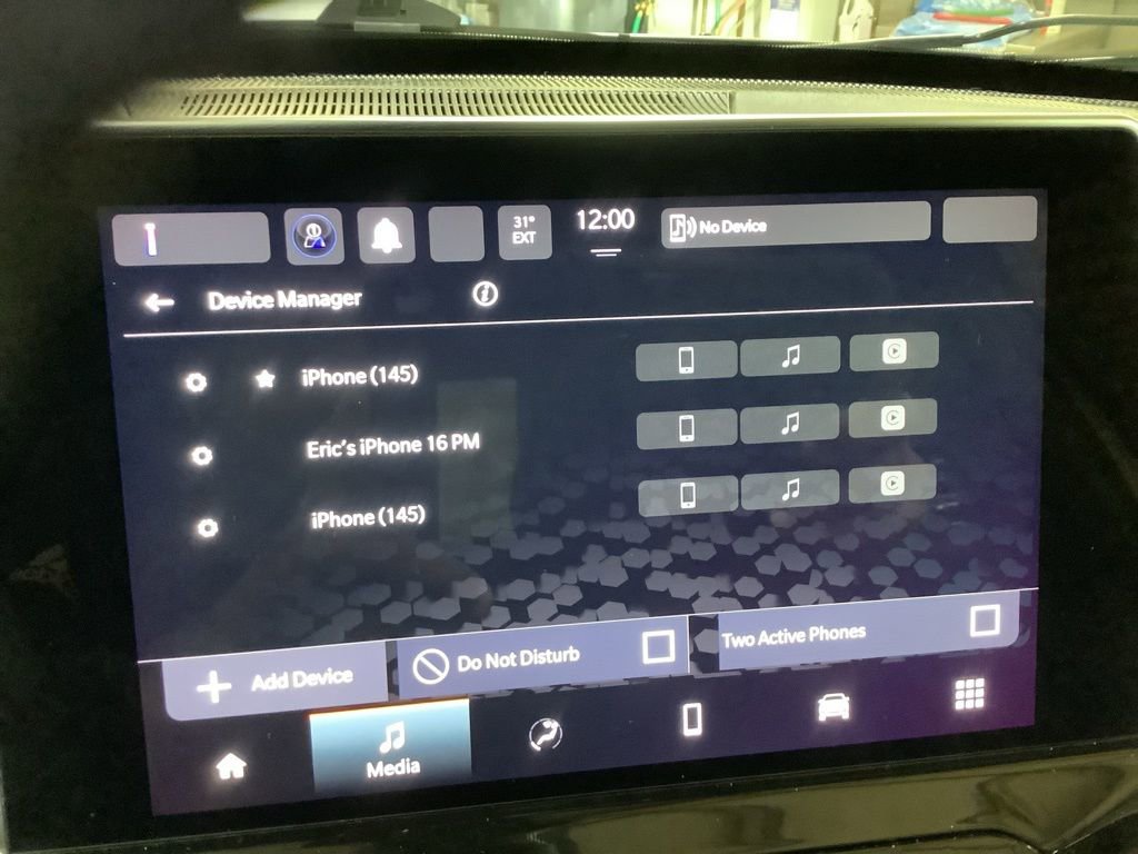 Used 2023 Jeep Compass Latitude image 35