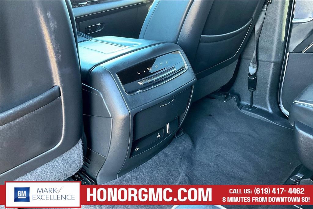 Used 2022 Cadillac Escalade ESV Sport w/ Touring Package AWD/4WD image 10