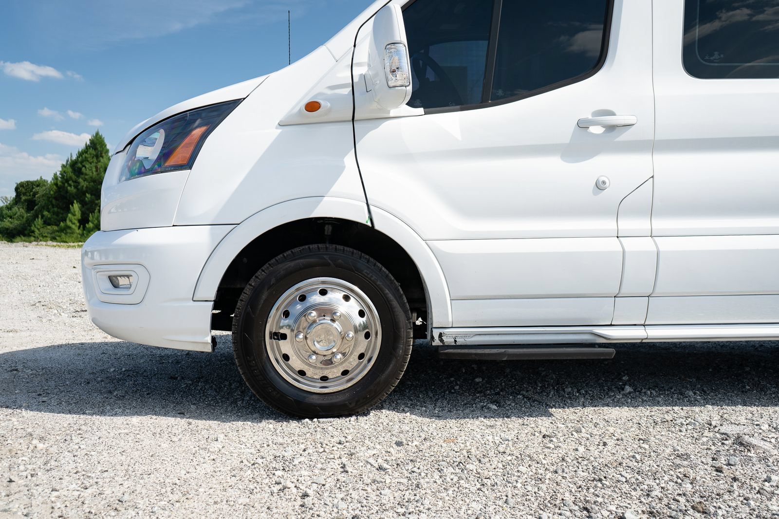 Used 2020 Ford Transit 350 XL RWD image 4