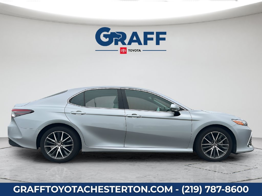 Used 2024 Toyota Camry XLE FWD image 6