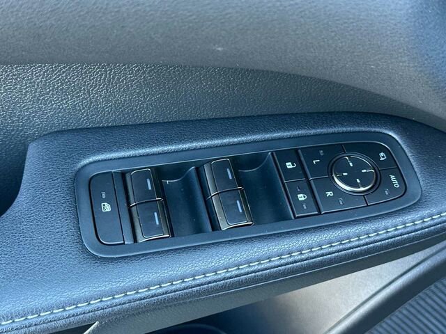 Used 2025 Lexus RX 350h w/ Convenience Package image 13