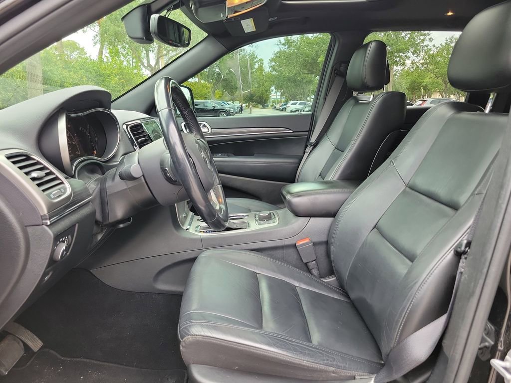 Used 2019 Jeep Grand Cherokee Limited AWD/4WD image 26