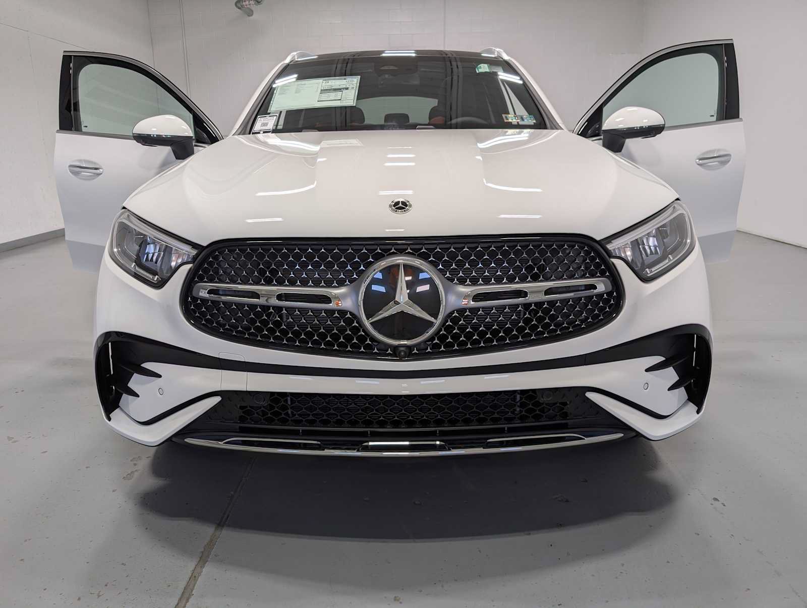 New 2026 Mercedes-Benz GLC 300 4MATIC image 13