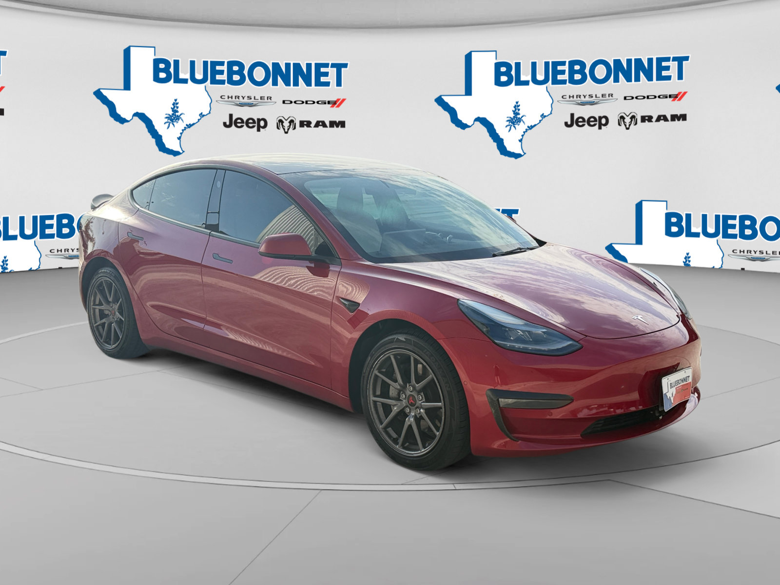 Used 2022 Tesla Model 3 Long Range AWD/4WD image 3