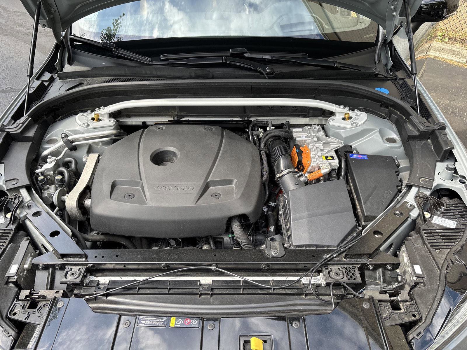 Used 2025 Volvo XC60 T8 Polestar AWD/4WD image 33