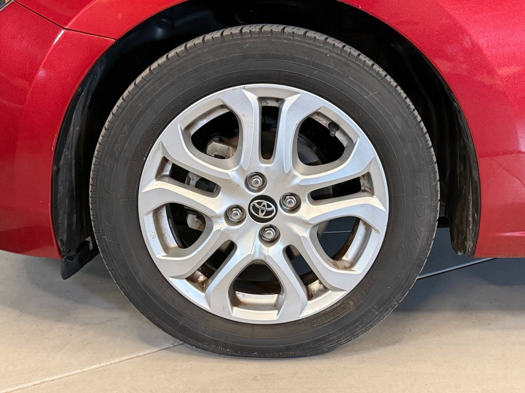 Used 2017 Toyota Yaris iA image 24