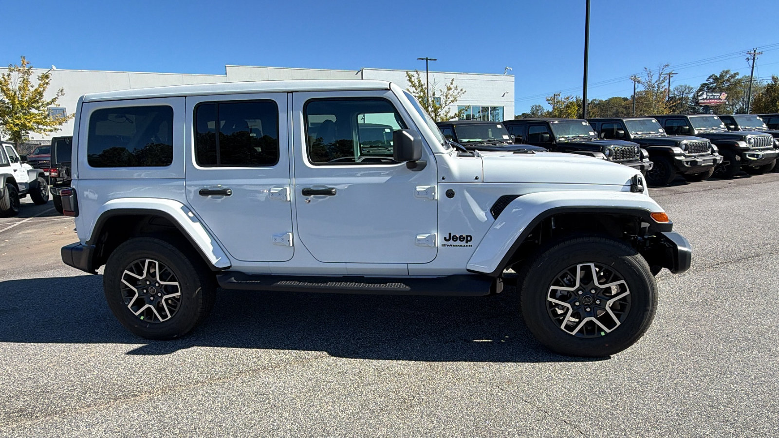 New 2027 Jeep Wrangler Unlimited Sahara AWD/4WD image 7
