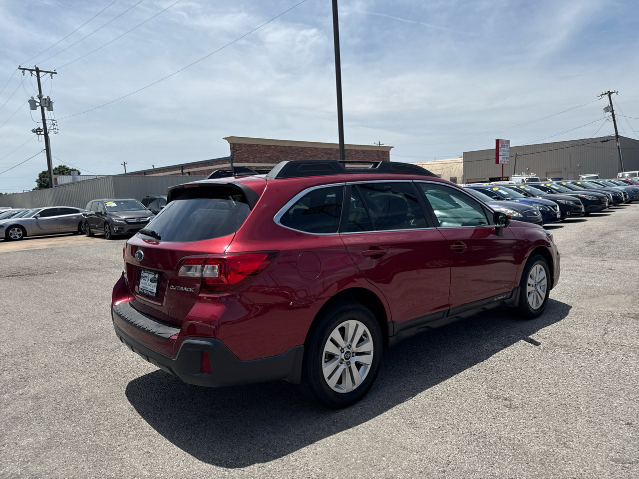 Used 2018 Subaru Outback 2.5i Premium image 6