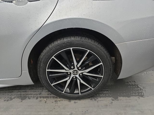 Used 2023 Toyota Camry SE image 16