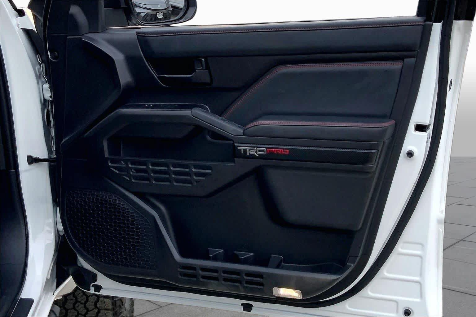 Used 2025 Toyota Tacoma TRD Pro AWD/4WD image 23
