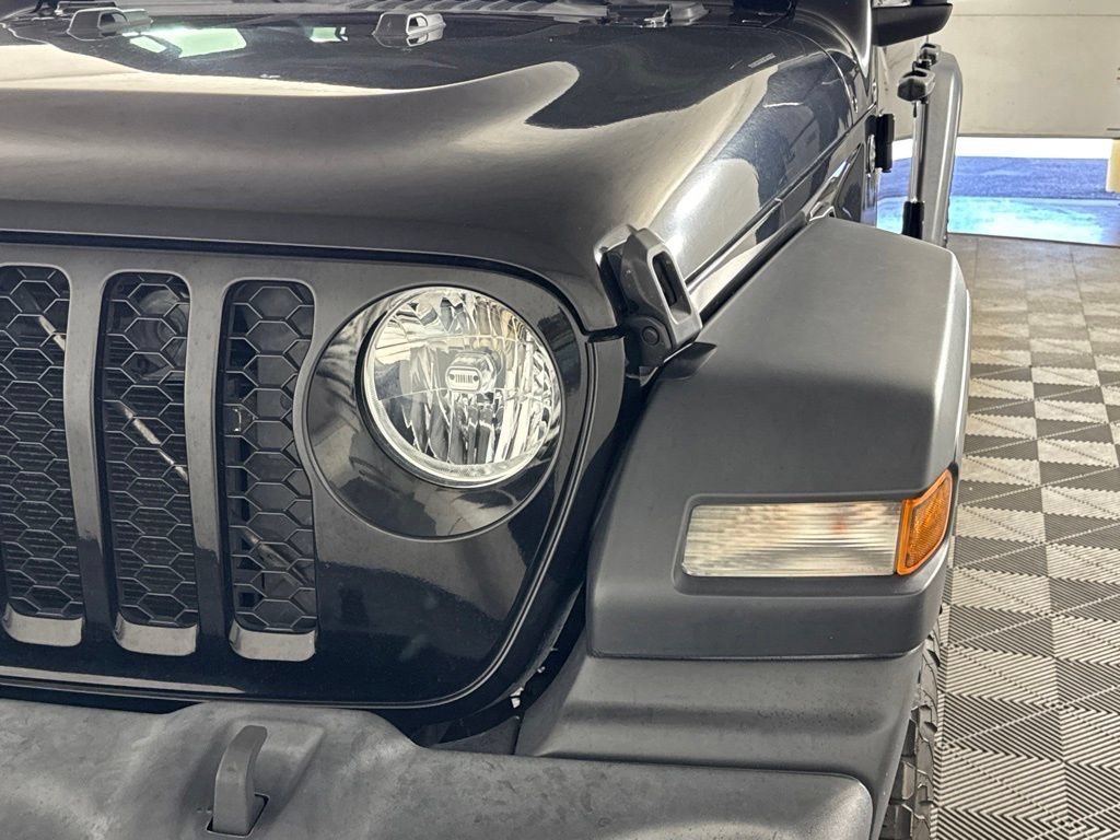 Used 2024 Jeep Wrangler Unlimited Sport AWD/4WD image 39