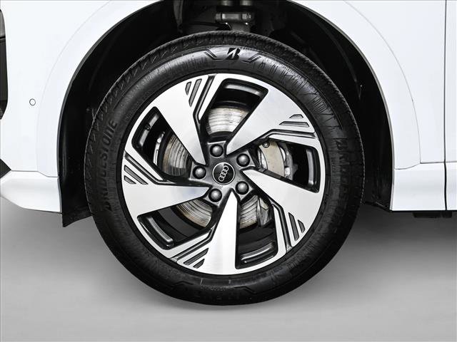 Certified 2025 Audi Q6 e-tron Premium Plus w/ Premium Plus AWD/4WD image 25