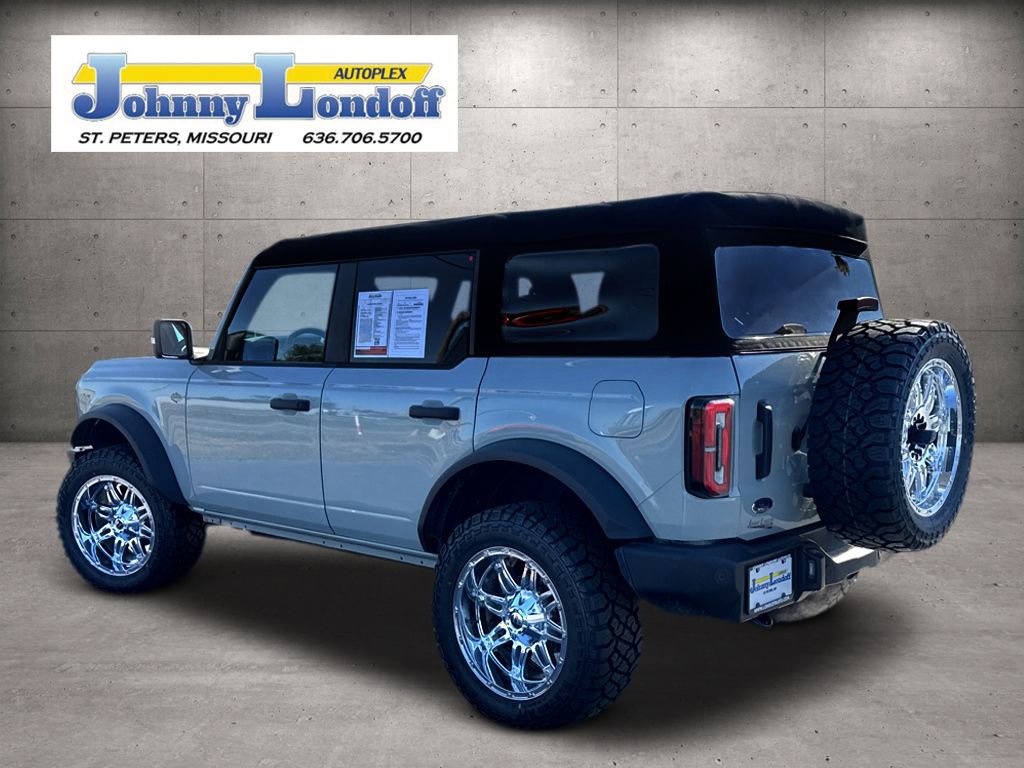 Used 2024 Ford Bronco Wildtrak image 3