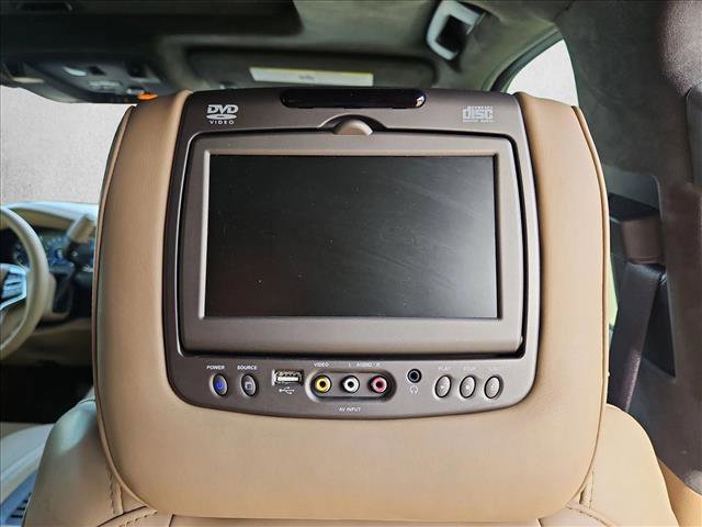 Used 2019 Cadillac Escalade Platinum AWD/4WD image 24