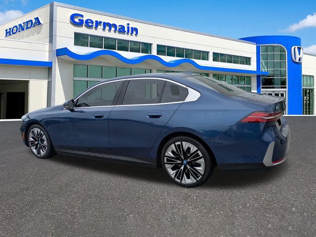Used 2024 BMW i5 eDrive40i w/ Premium Package RWD image 7
