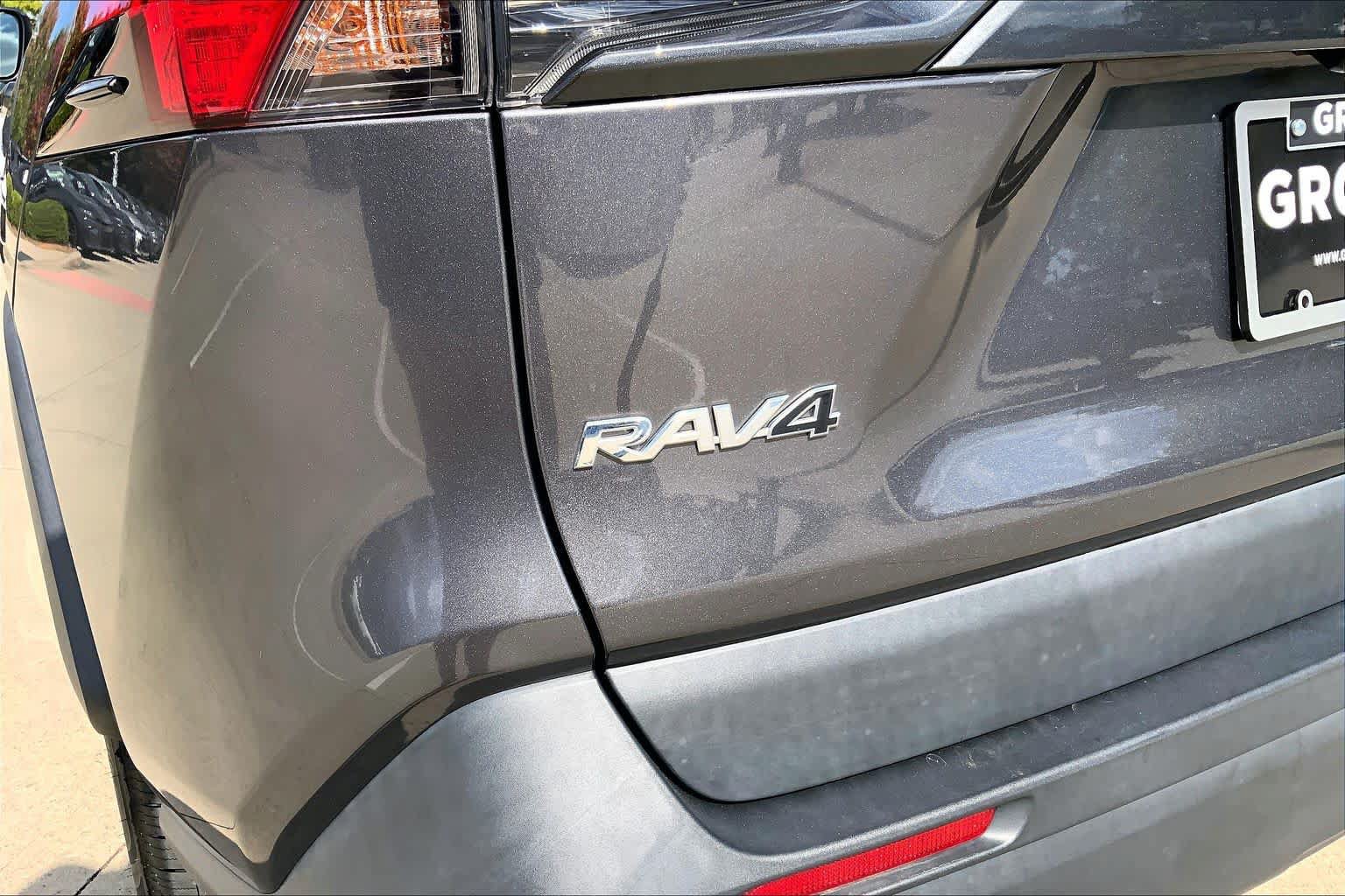 Used 2024 Toyota RAV4 LE FWD image 32