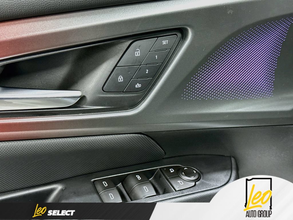 Used 2026 Chevrolet Equinox EV RS w/ Convenience Package II FWD image 21