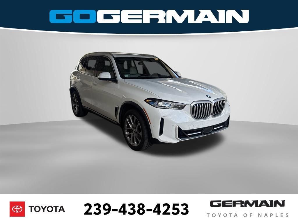 Used 2024 BMW X5 sDrive40i w/ Premium Package image 11