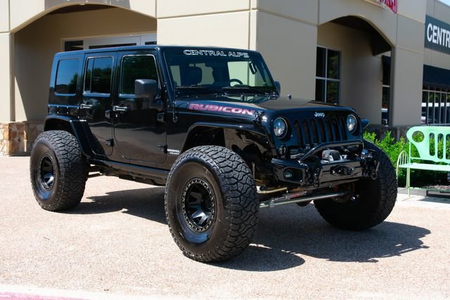 Used 2009 Jeep Wrangler Unlimited Rubicon w/ Dual Top Group image 9