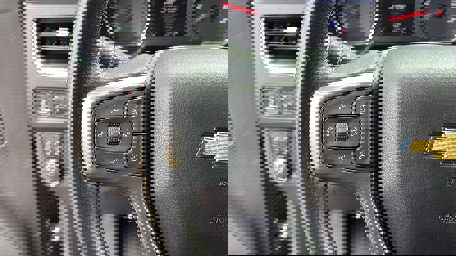 Used 2021 Chevrolet Tahoe LT w/ LT Signature Plus Package image 15