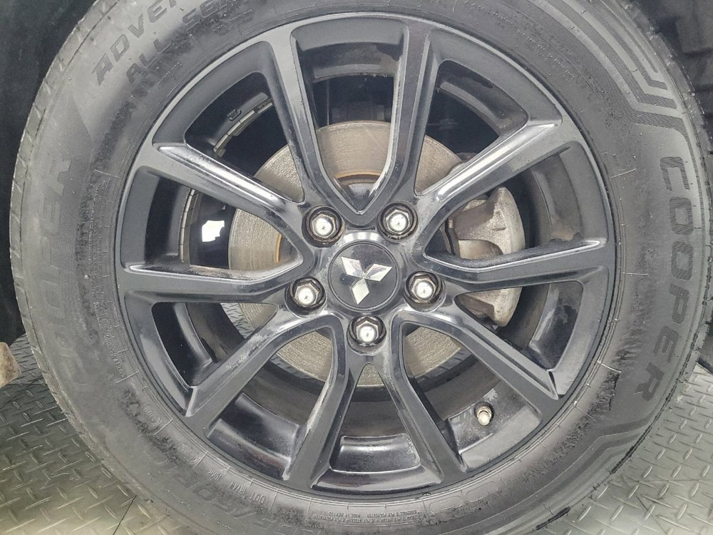 Used 2017 Mitsubishi Lancer LE image 31