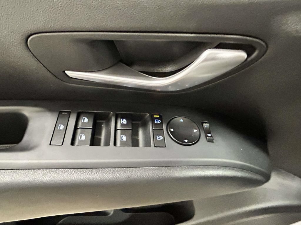 Certified 2025 Hyundai Tucson SEL AWD/4WD image 14