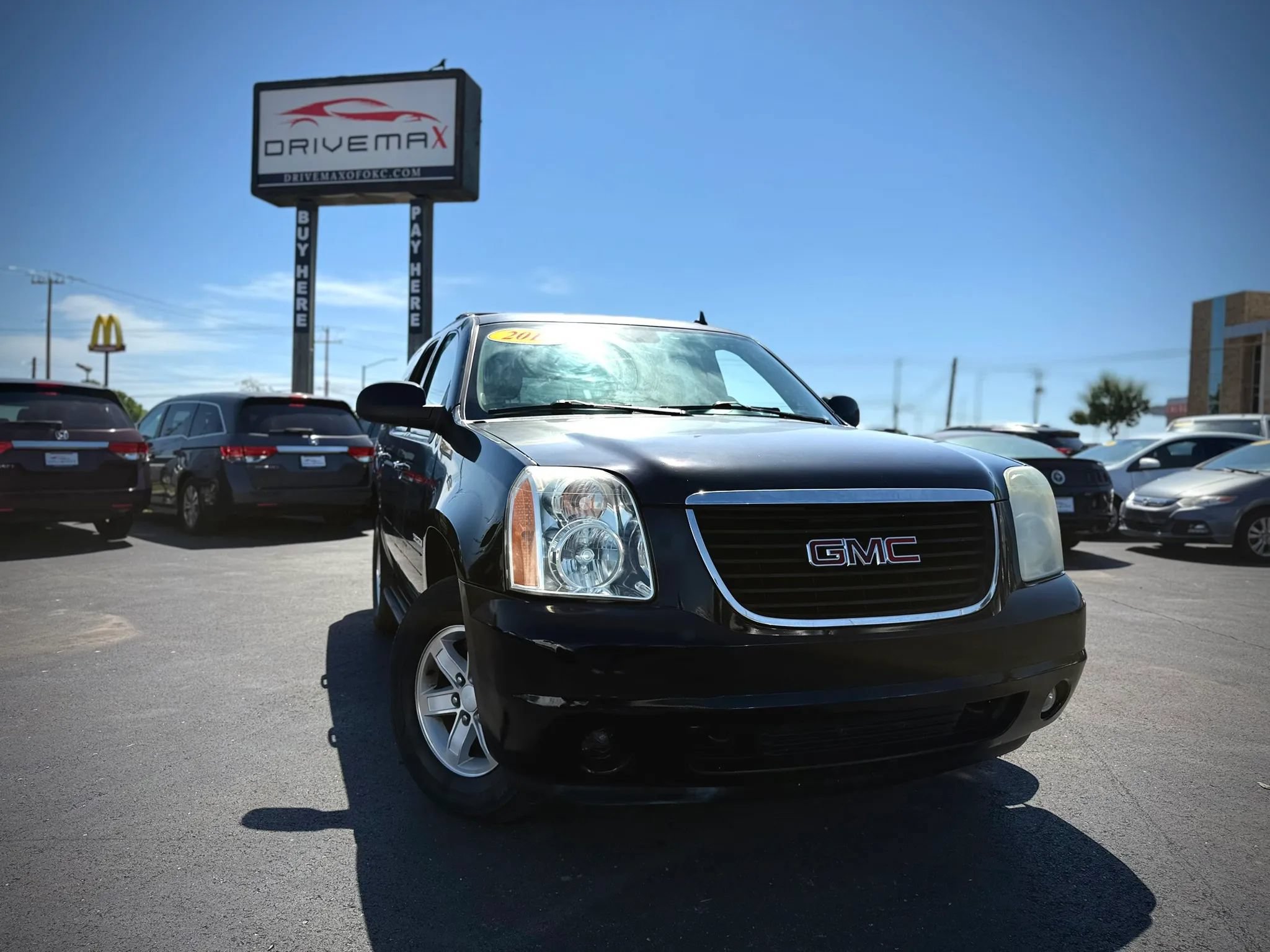 Used 2012 GMC Yukon SLT AWD/4WD image 1