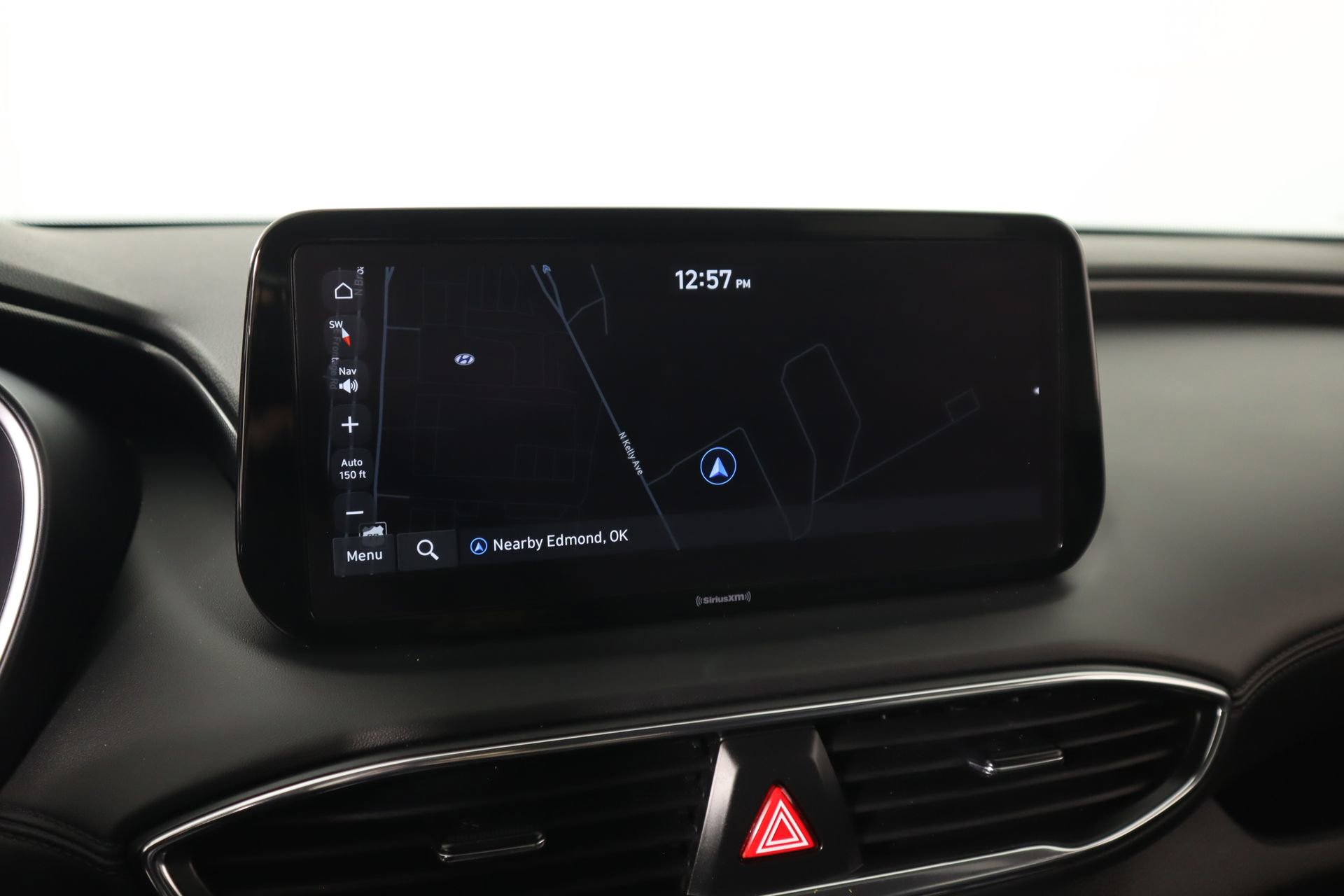 Used 2023 Hyundai Santa Fe SEL FWD image 7